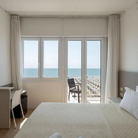 Boston 3 Stelle Superior Frontemare Hotel 3*