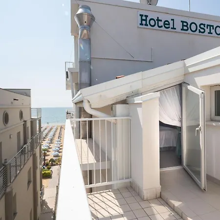 Boston 3 Stelle Superior Frontemare 3*