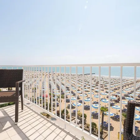 Hotel Boston 3 Stelle Superior Frontemare 3*