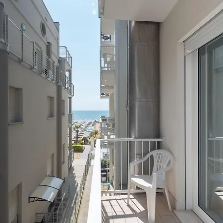 Boston 3 Stelle Superior Frontemare Lido di Jesolo