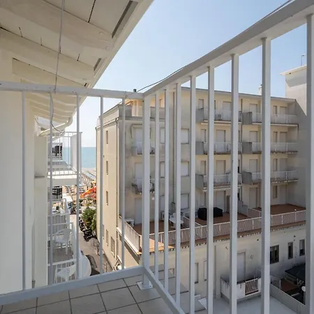 Hotel Boston 3 Stelle Superior Frontemare 3*